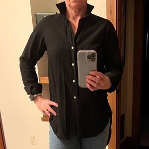 Frank and Eileen Grayson Black Button Down size Small